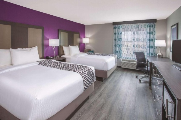 La Quinta Inn & Suites by Wyndham Effingham image 15