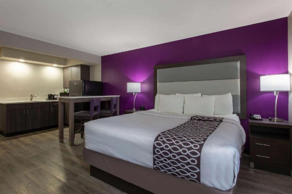 La Quinta Inn & Suites by Wyndham Effingham image 25